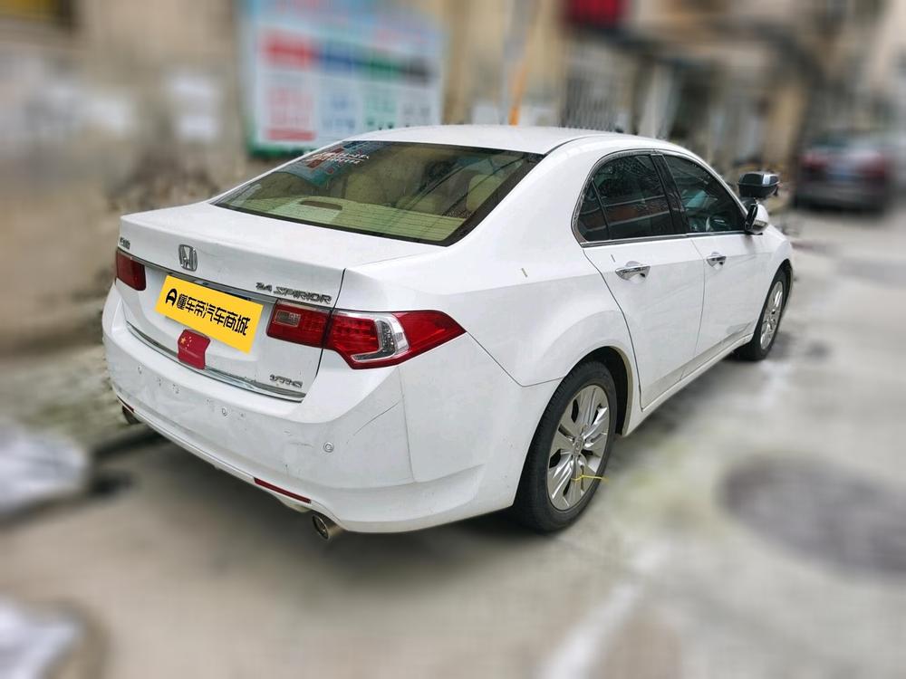 Spirior 2013 модификация 2.4L Deluxe Edition