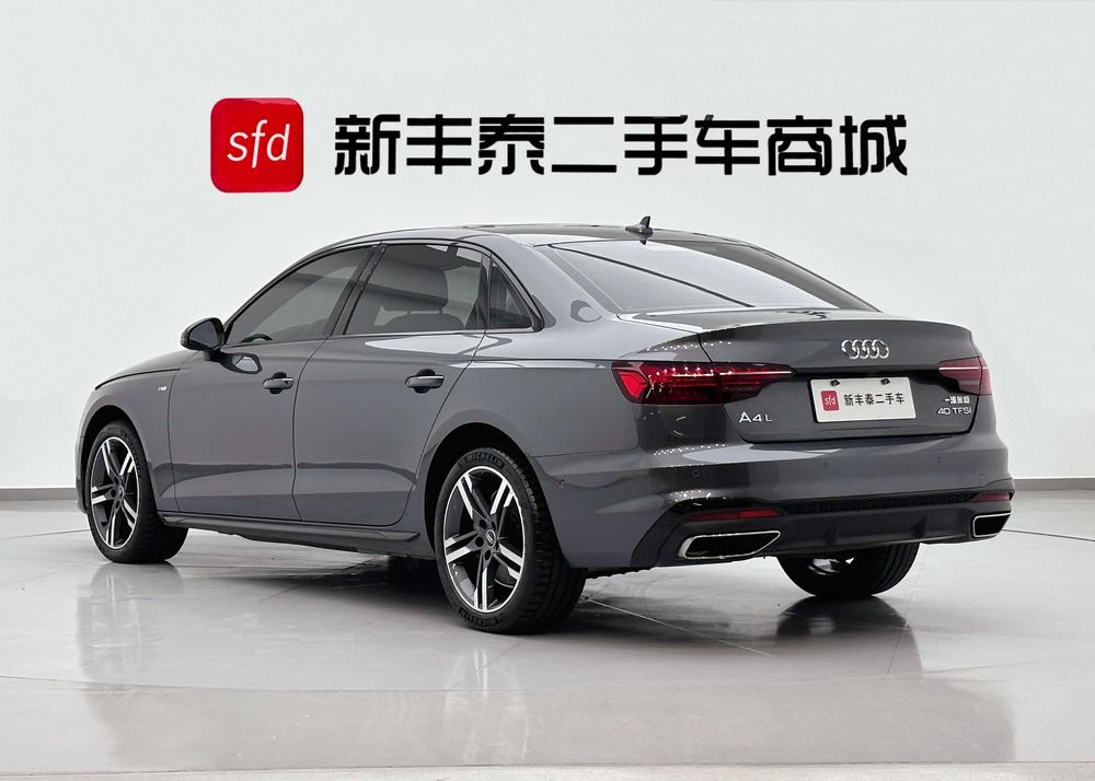 Audi A4L 2022 40 TFSI Luxury Dynamic