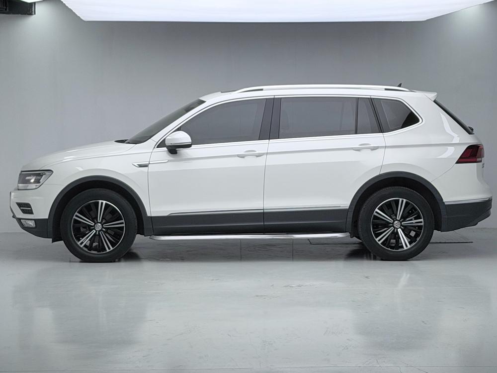 Volkswagen Tiguan L 2019 330TSI Automatic 2WD Panoramic Com f ort China V I