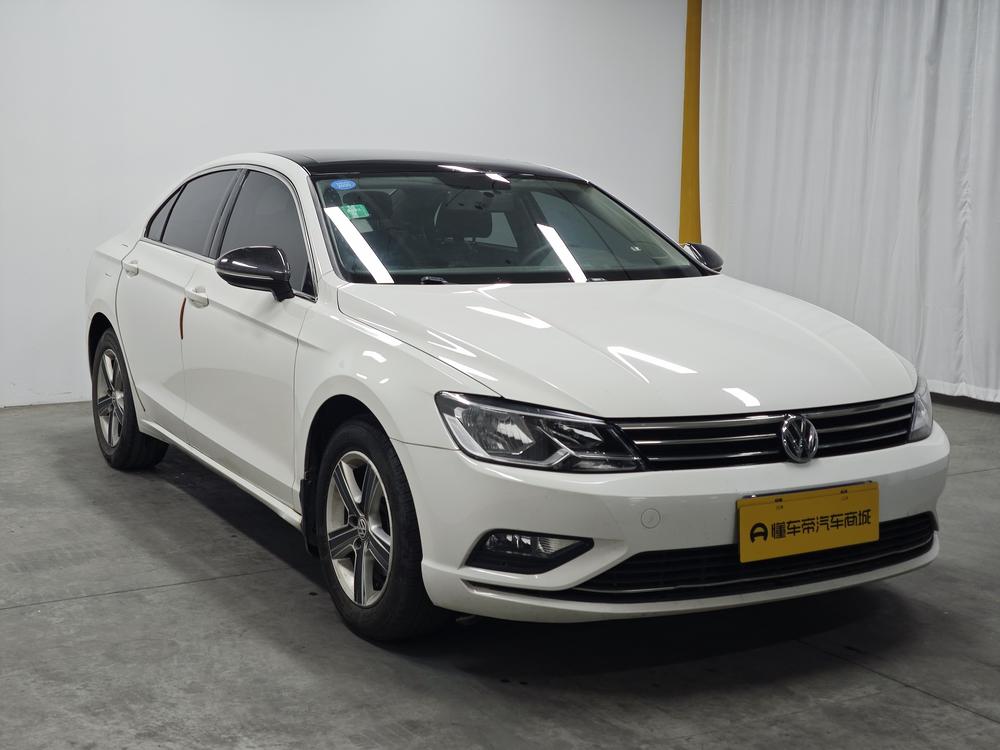 Volkswagen Lamando 2015 230TSI DSG Style