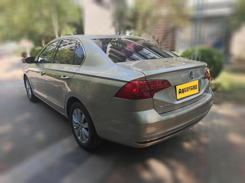 Volkswagen Bora 2016 1.6L Automatic Comfort