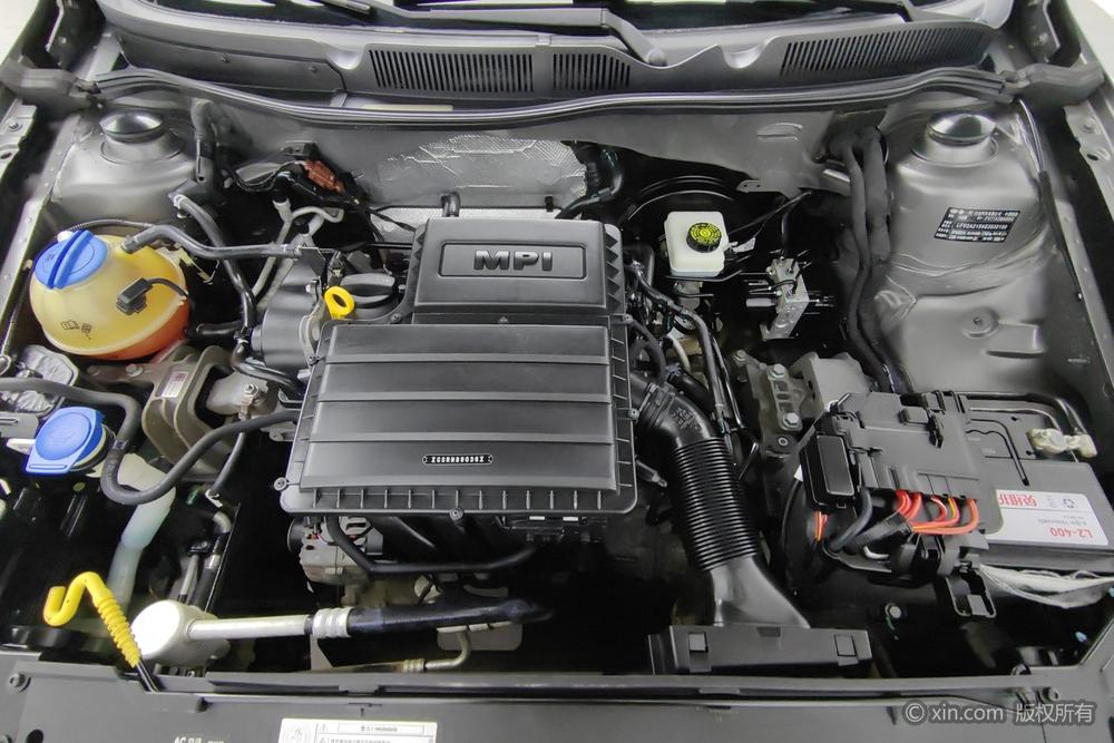 Volkswagen Bora 2016 1.6L Automatic Comfort – фото 5