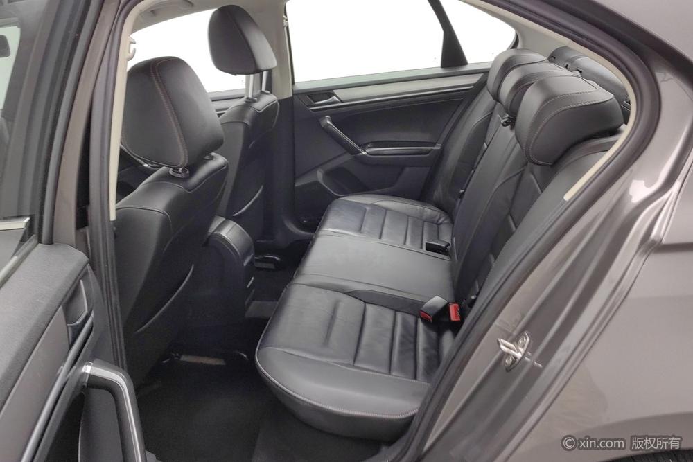Volkswagen Bora 2016 1.6L Automatic Comfort – фото 19